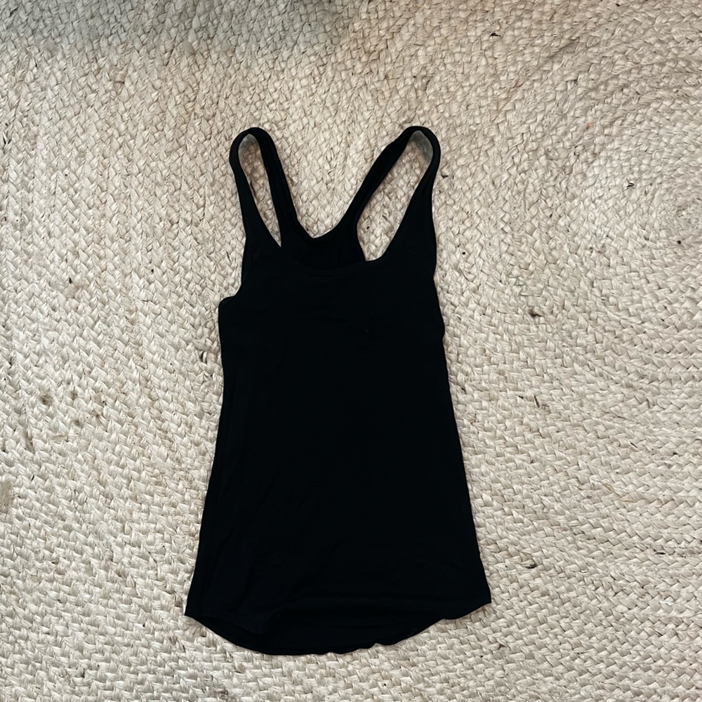 lululemon black tank